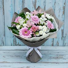 Букет цветов из:  Герберы, Альстромерии и Хризантемы #REPLACE_PRED# Мокрое