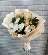 Букет цветов из:  Розы и Хризантемы в Мокрое
