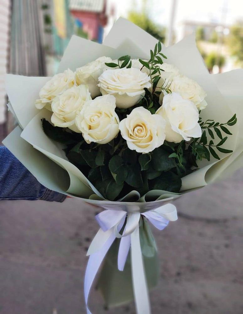 Букет Белые розы Проуд в Мокрое
