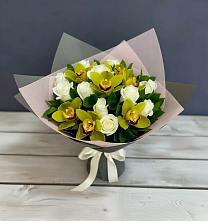 Букет цветов из:  Орхидеи и Розы в Мокрое