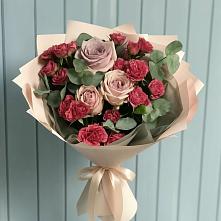 Букет цветов из:  Гвоздики и Розы в Мокрое