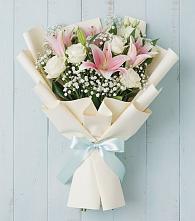 Букет цветов из:  Лилии в Мокрое