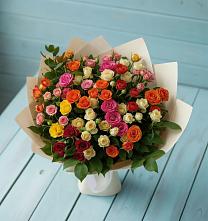 Букет Микс из разноцветных кустовых роз в Мокрое