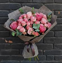 Букет цветов из:  Розы в Мокрое